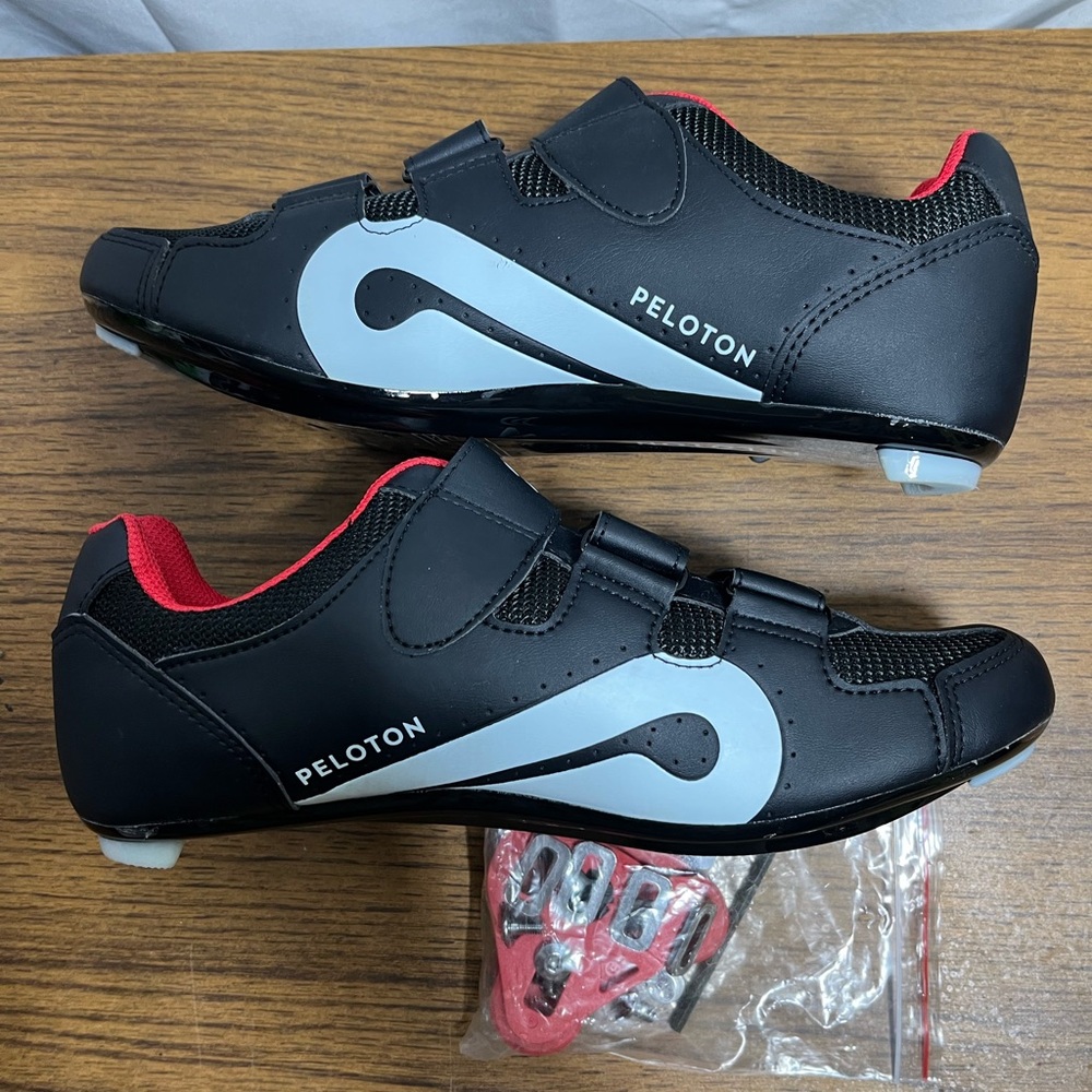 Peloton Cycling Shoes Size 42 EU 460PL-SH-B Black/Red Bike Mens 9/ Womens 11